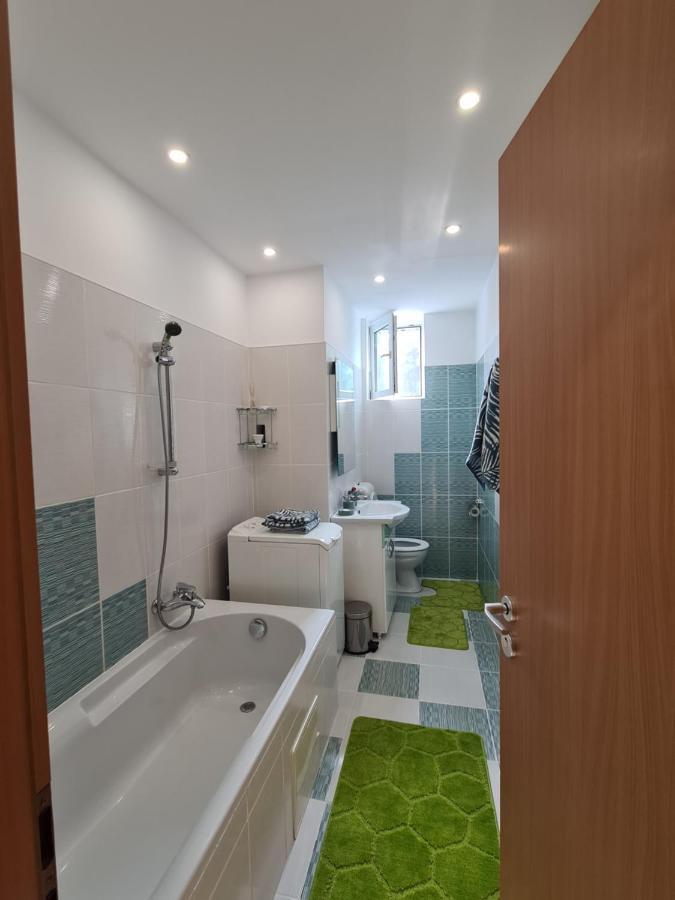 חונדוארה Best Apartment מראה חיצוני תמונה